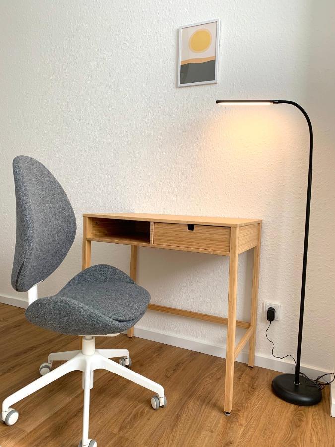 Alles Komplett - 2 Schlafzimmer, Grosse Kueche, Bad Köln Exteriör bild